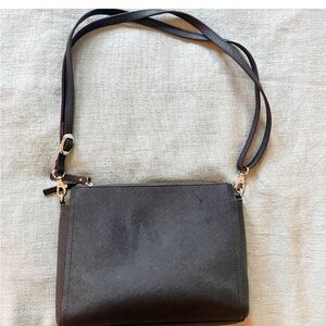 lo & sons cross body multiple zipper organized travel bag leather cross body